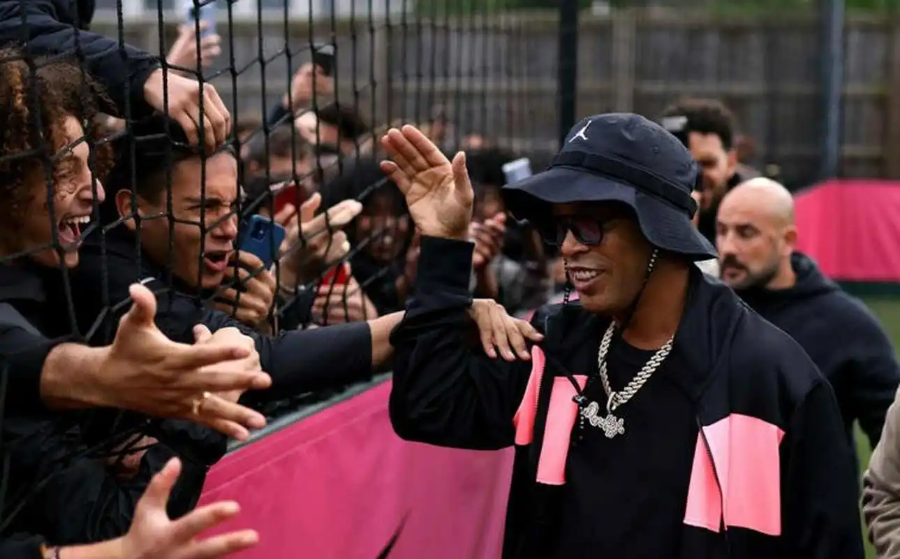 让我们一起 让我们一起