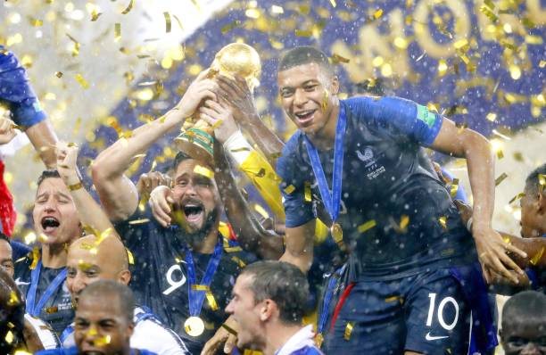 的荣耀与传 的荣耀与传